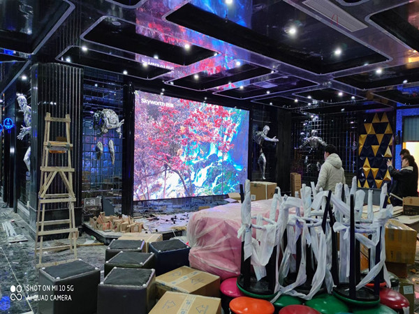 新邵室内P2.5全彩显示屏